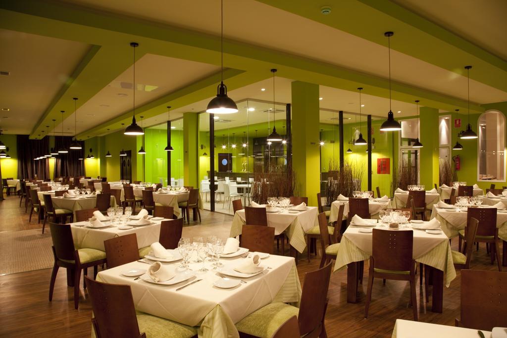 Ciudad Del Renacimiento Hotel Baeza Nhà hàng bức ảnh