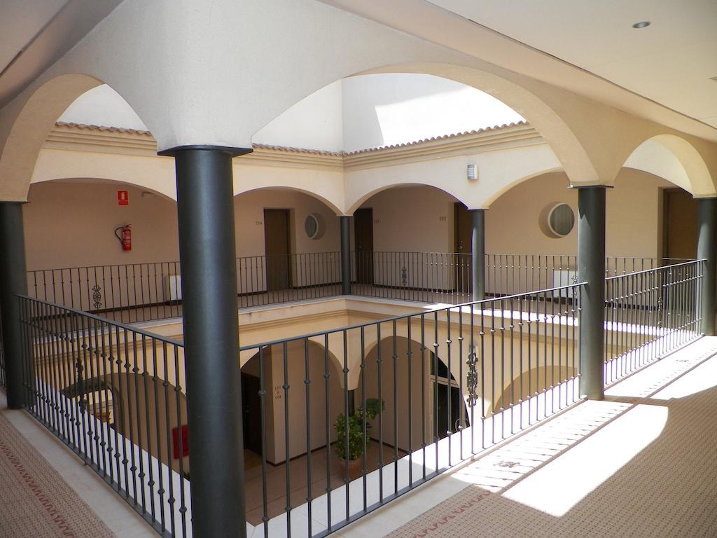 Ciudad Del Renacimiento Hotel Baeza Ngoại thất bức ảnh