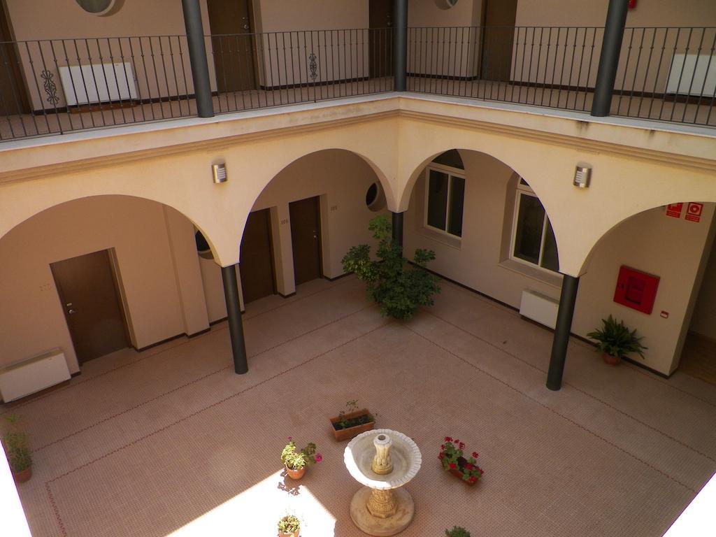 Ciudad Del Renacimiento Hotel Baeza Ngoại thất bức ảnh